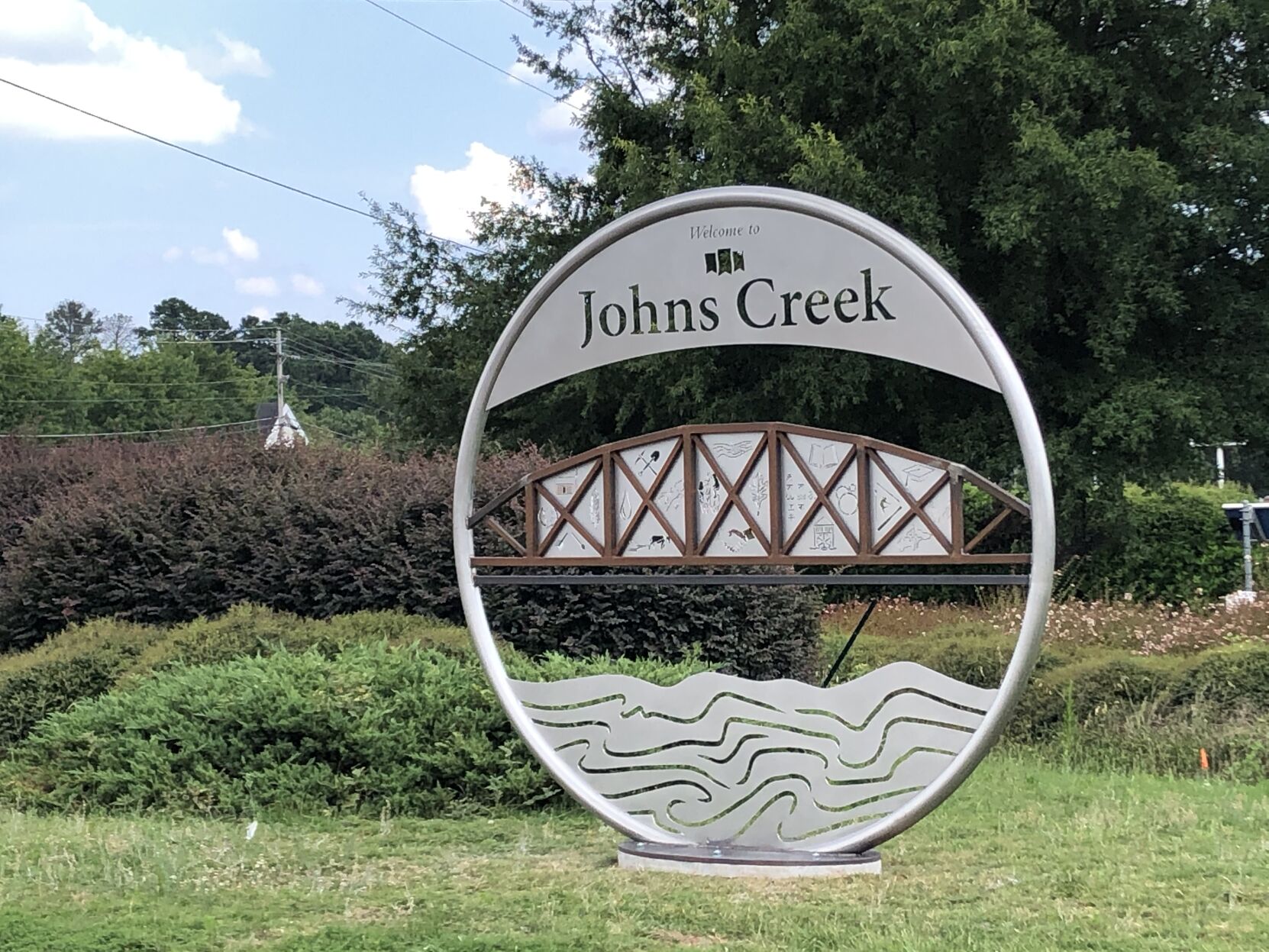 Johns Creek gateway marker